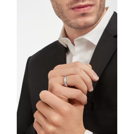 Calyndra Ring (Imported Boxed Model)