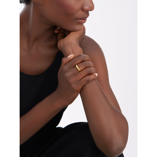 Calyndra Ring (Imported Boxed Model)