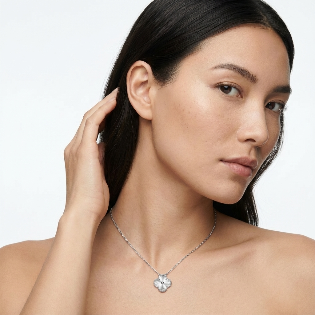 Ожерелье VCA Perla White