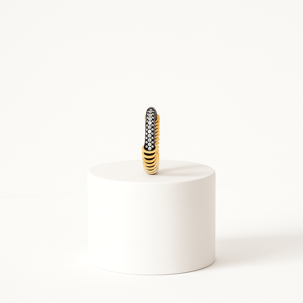 Torque Spark Earcuff