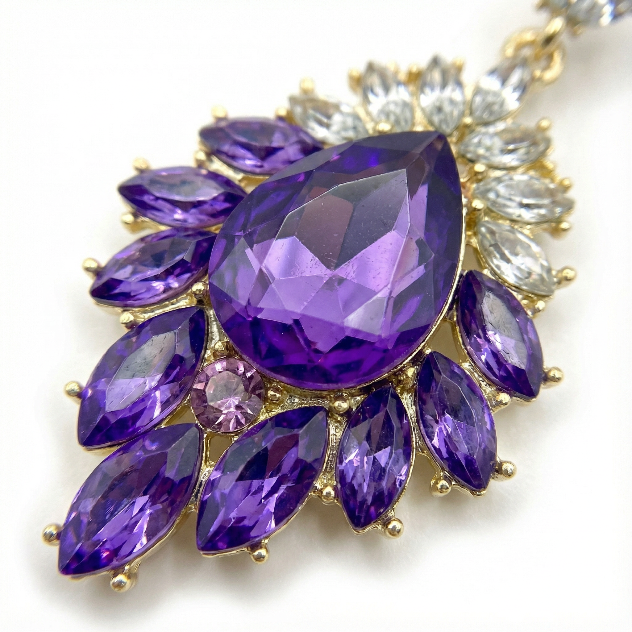 Majestic Purple Küpe