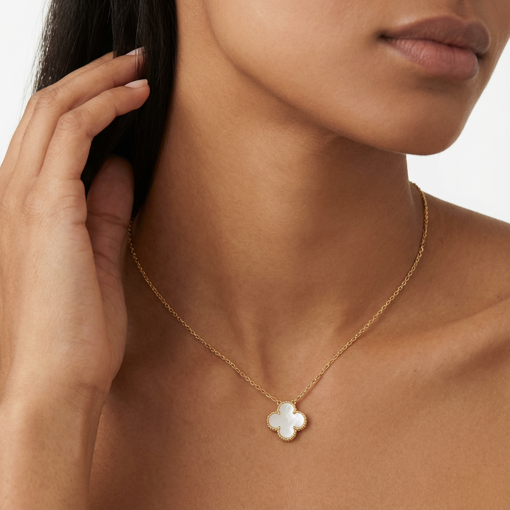 VCA Clovisse Pure Kolye (İthal Kutulu Model)