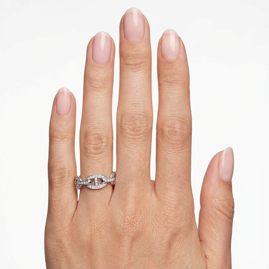 Кольцо с цепочкой (импортная модель в коробке)