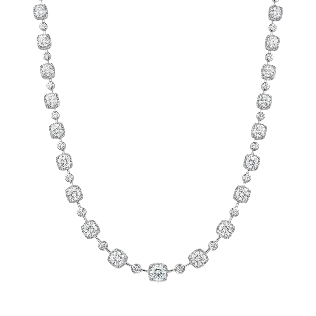 Cushion-Cut Halo Kolye