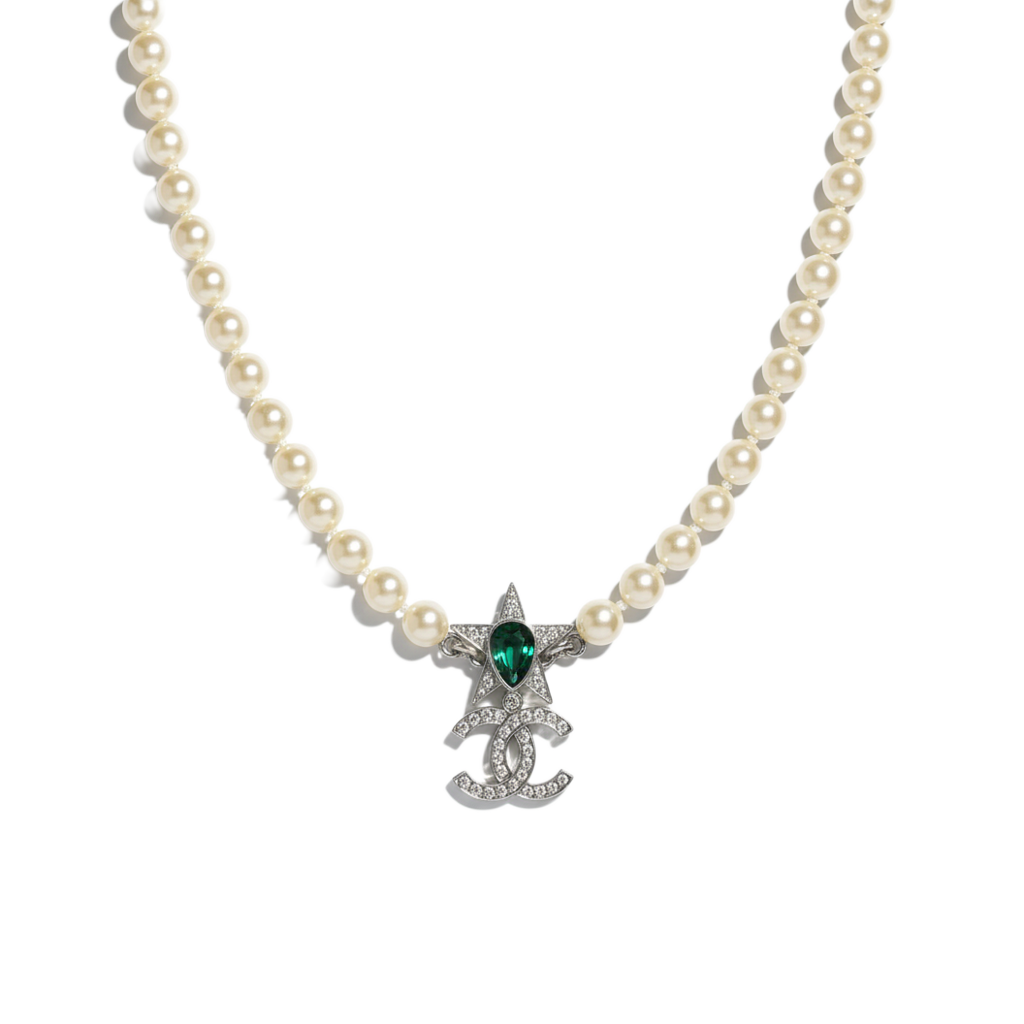 Perla Noire Necklace (Imported Boxed Model)