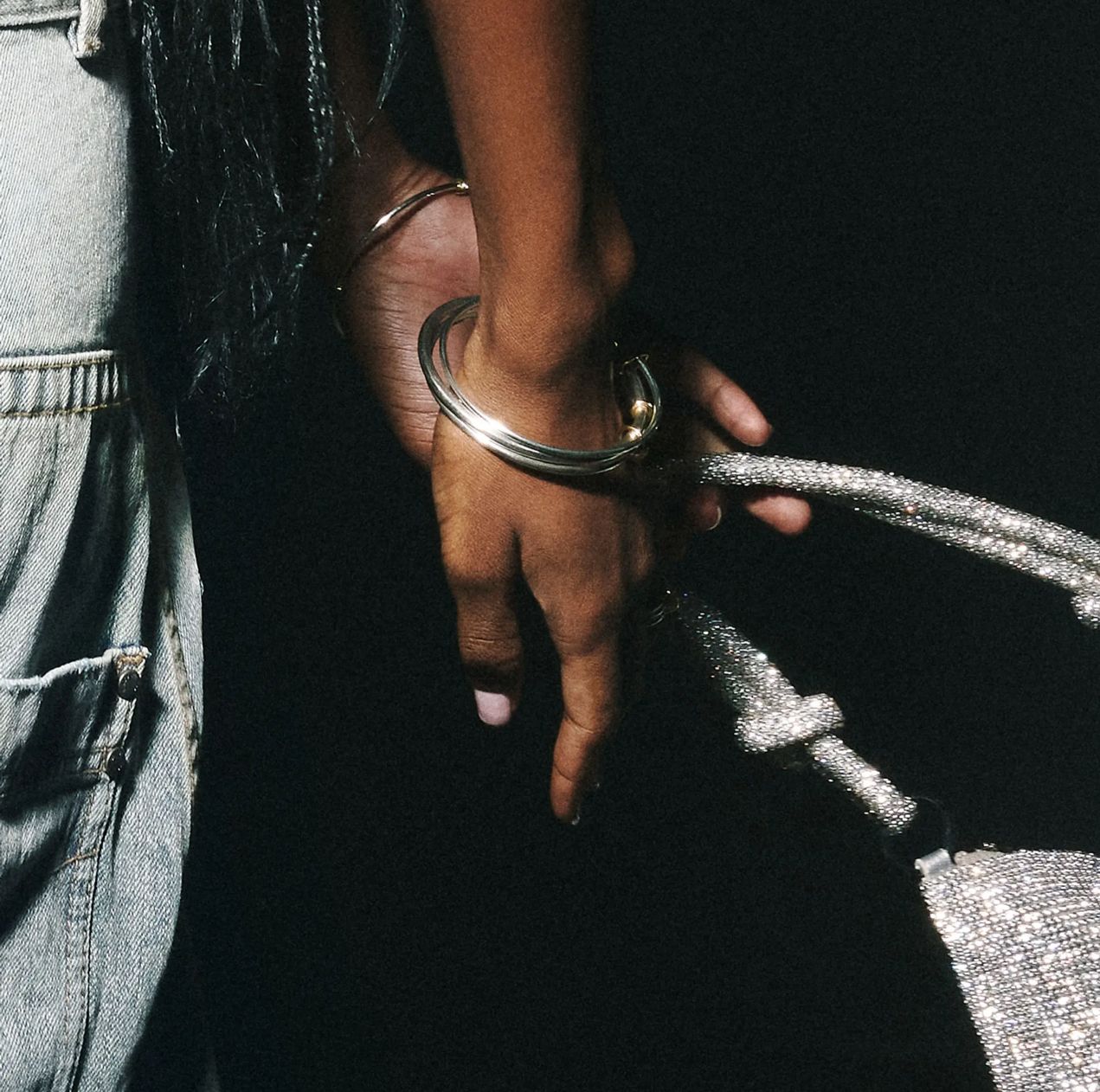 Continuum Band Kelepçe - MuffGem