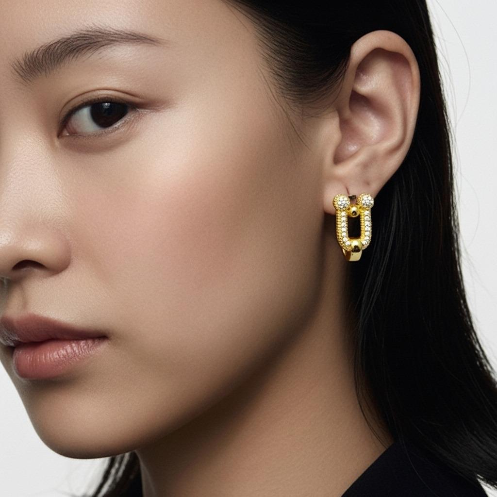 Clovian Küpe (İthal Kutulu Model)