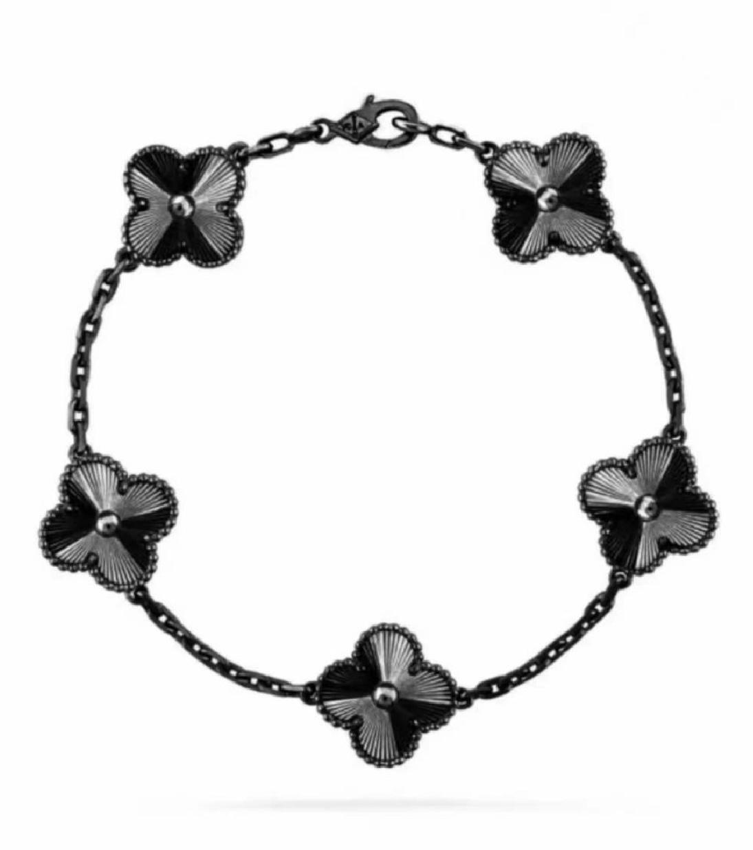 VCA Bracelet (Imported Boxed Model)