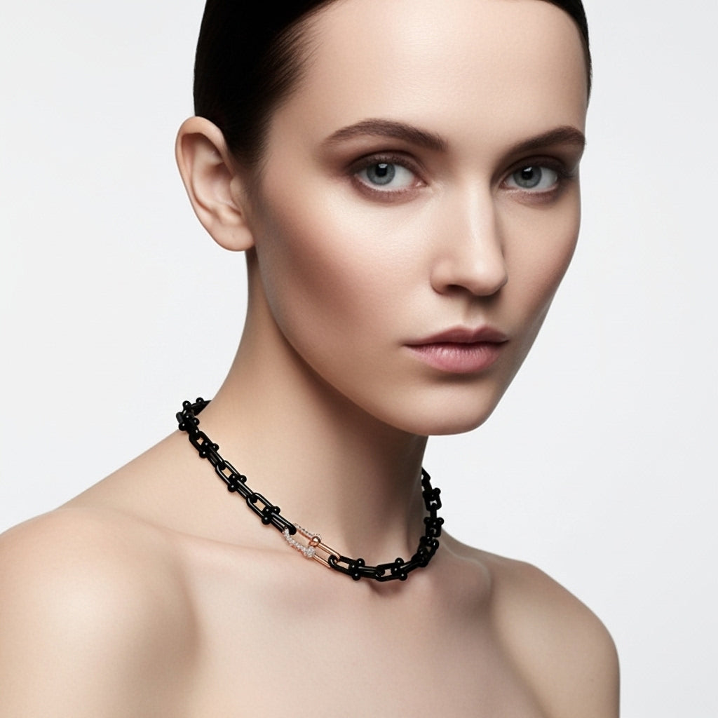 Dark Aurelia Kolye (İthal Kutulu Model)