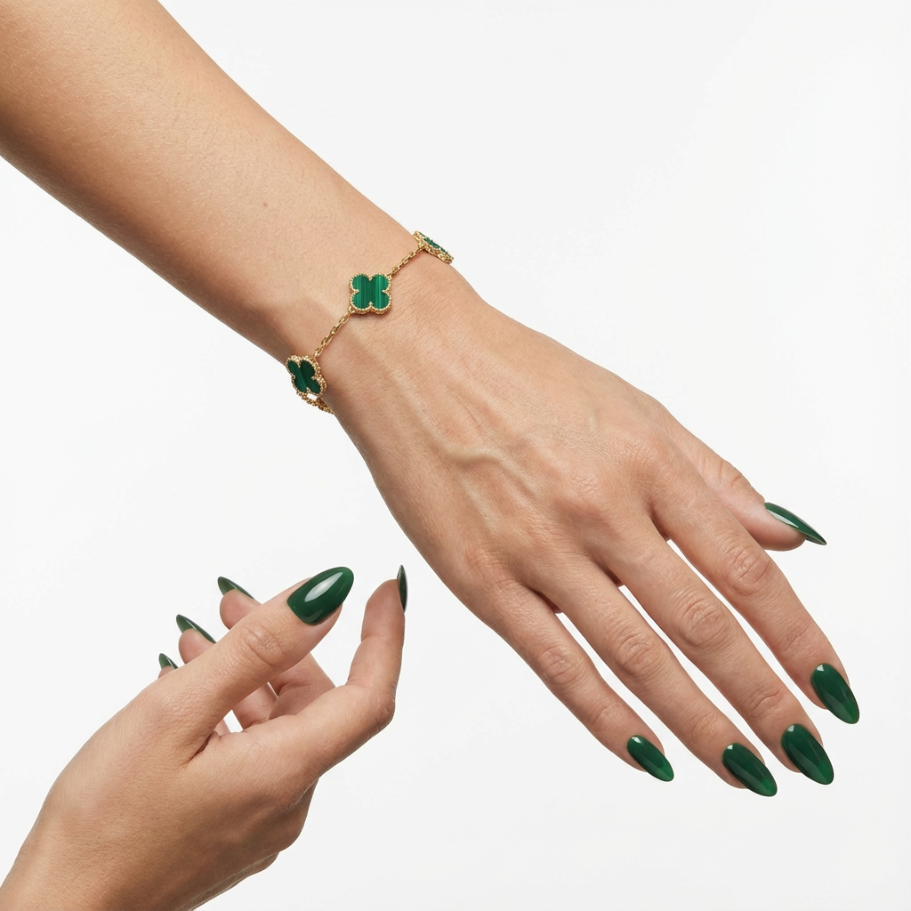 VCA Bracelet (Imported Boxed Model)