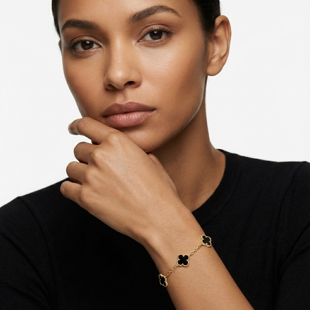 VCA Bracelet (Imported Boxed Model)