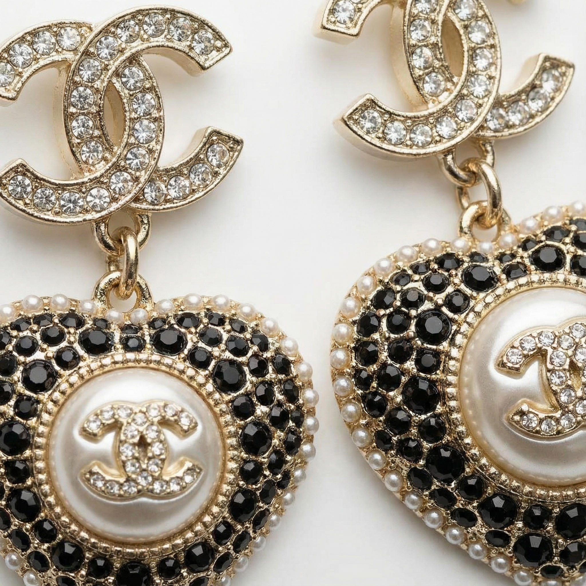 Noir Heart Küpe (İthal Kutulu Model)