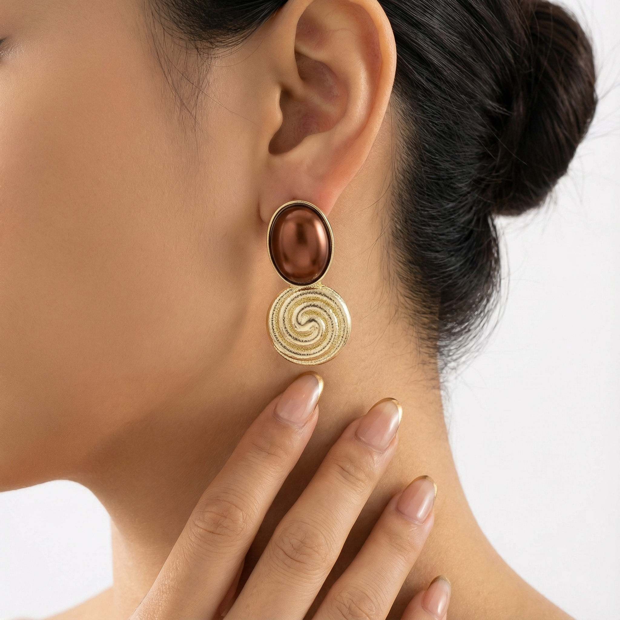 Crimson Spiral Muse Küpe