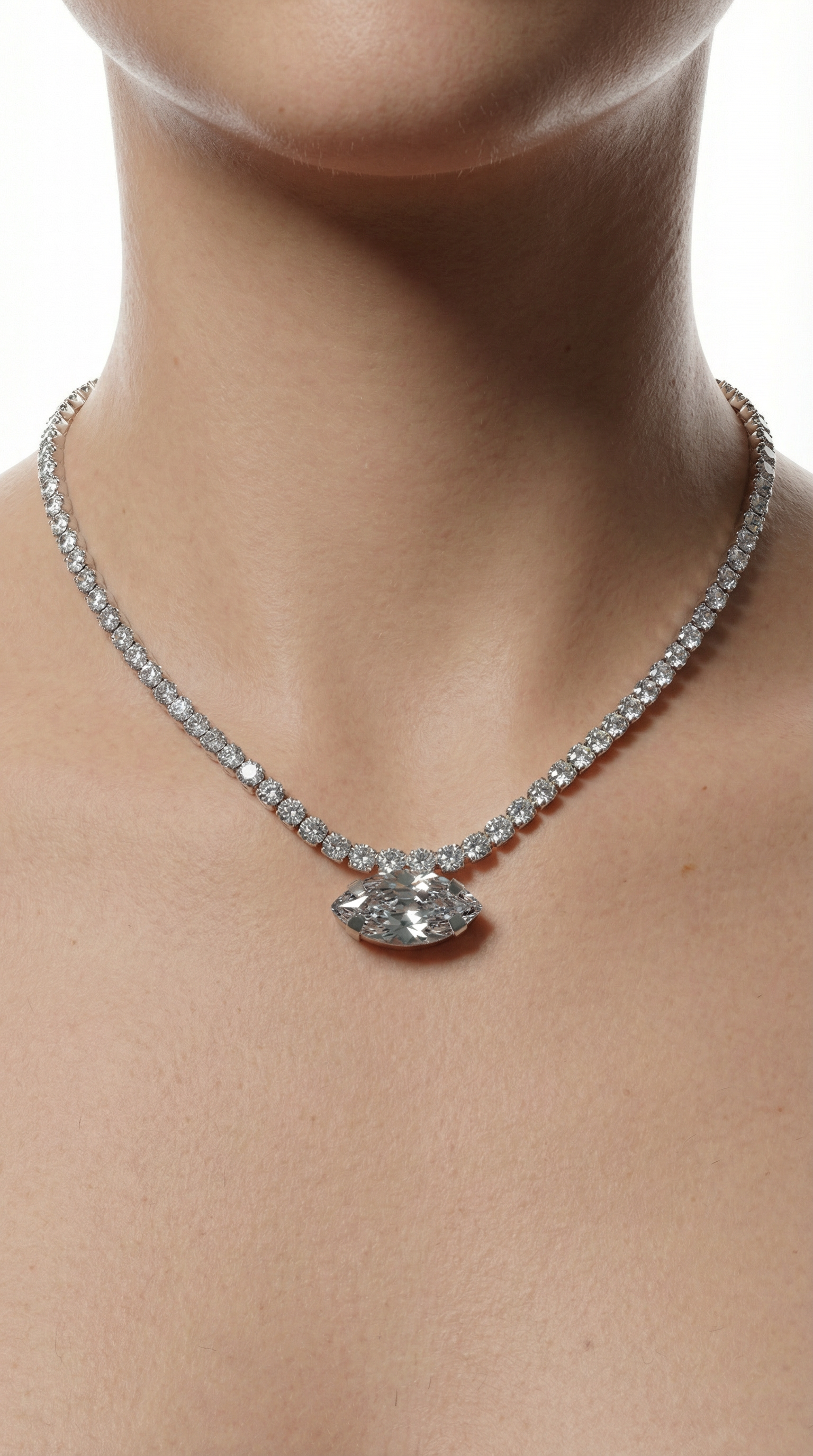 Marquise Stream Kolye