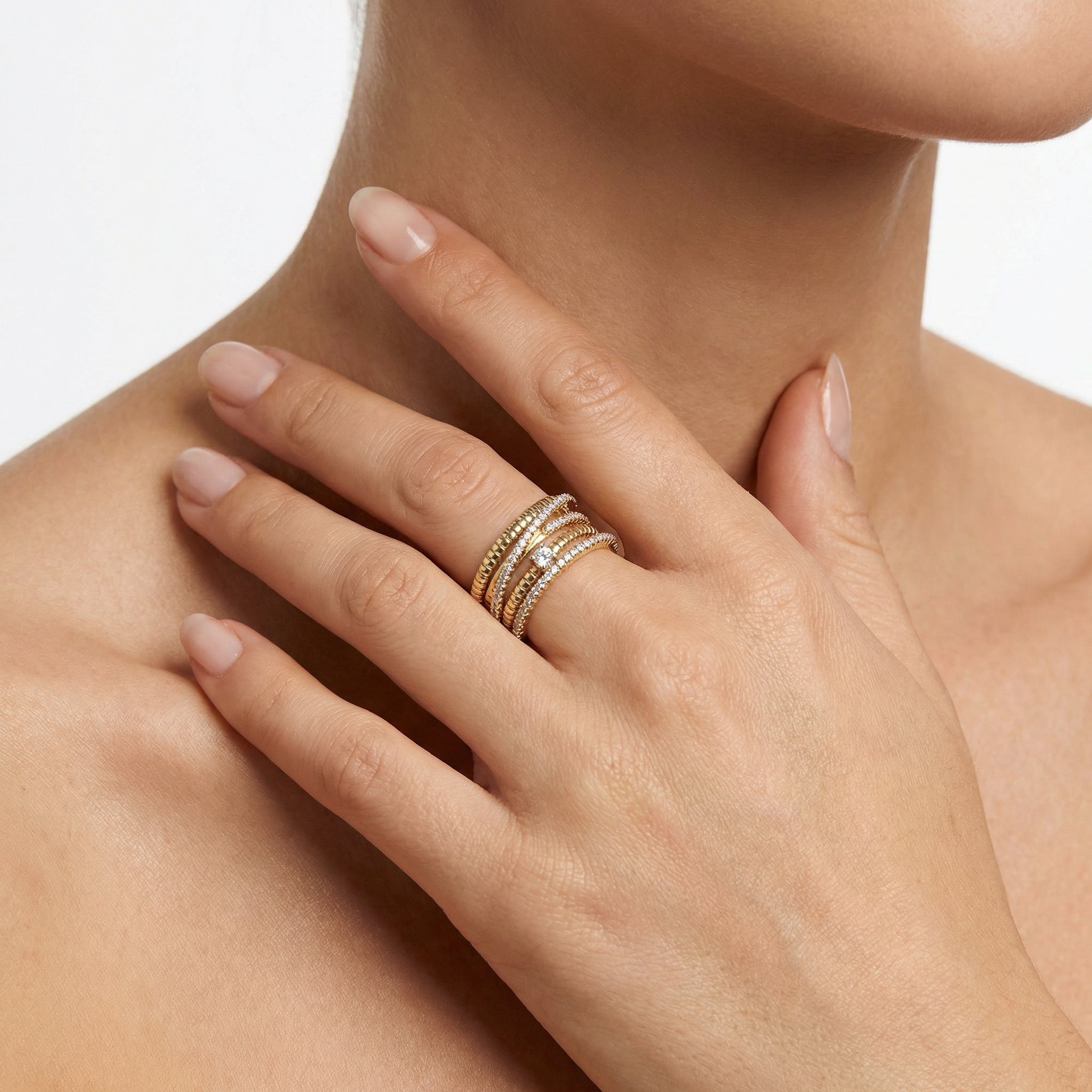 Orbit Fluted Yüzük