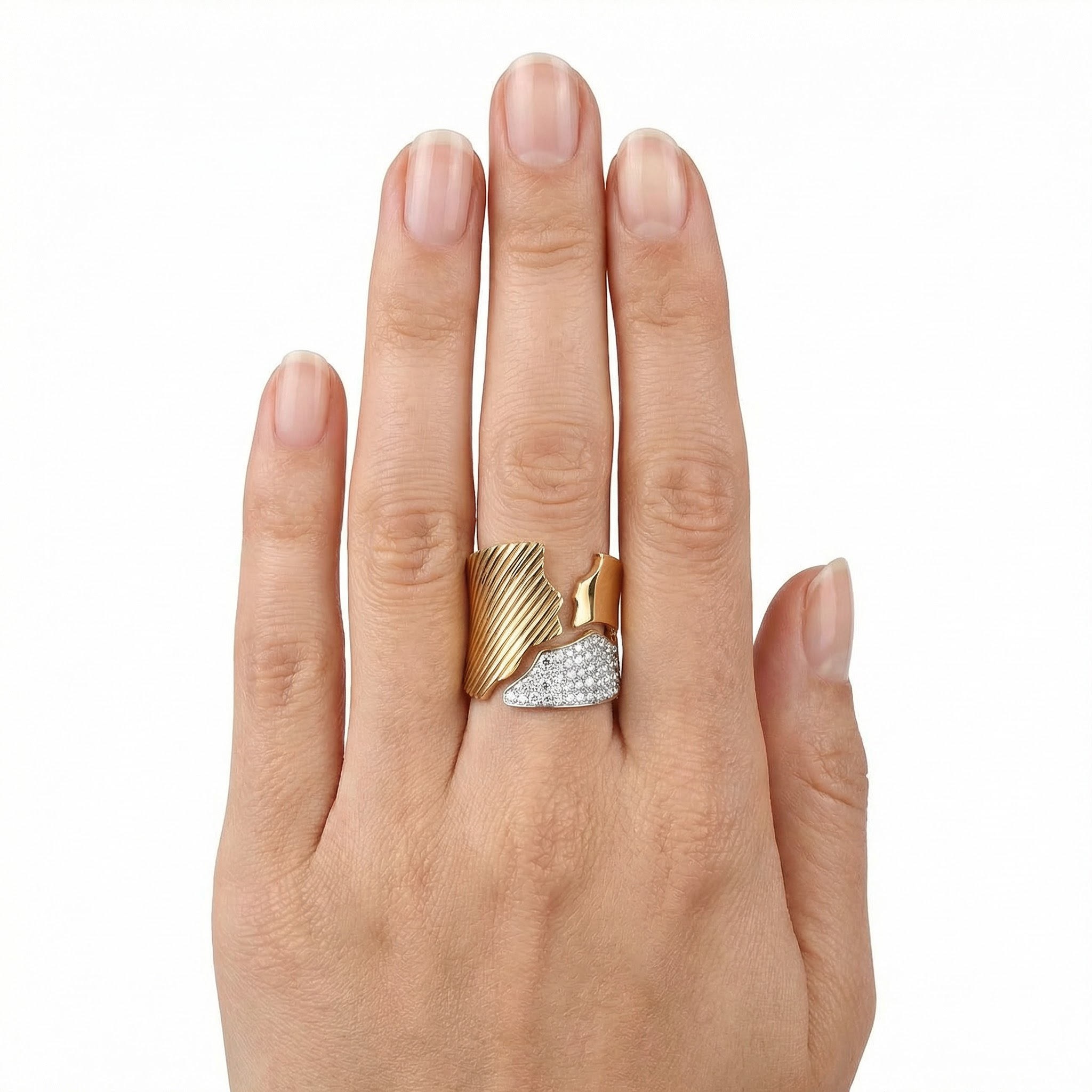 Asymmetric Relief Yüzük