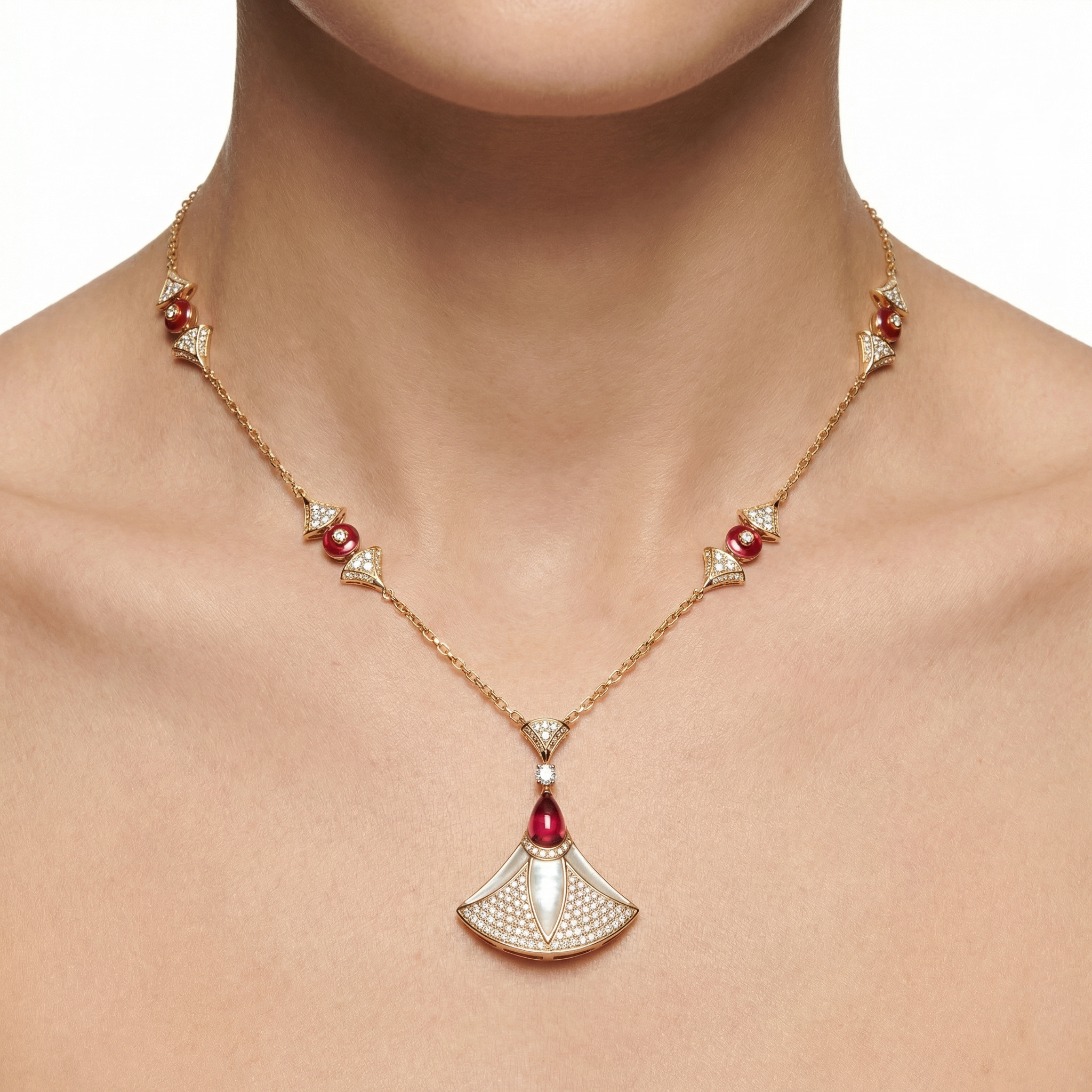 Diva’s Dream Kolye (İthal Model)