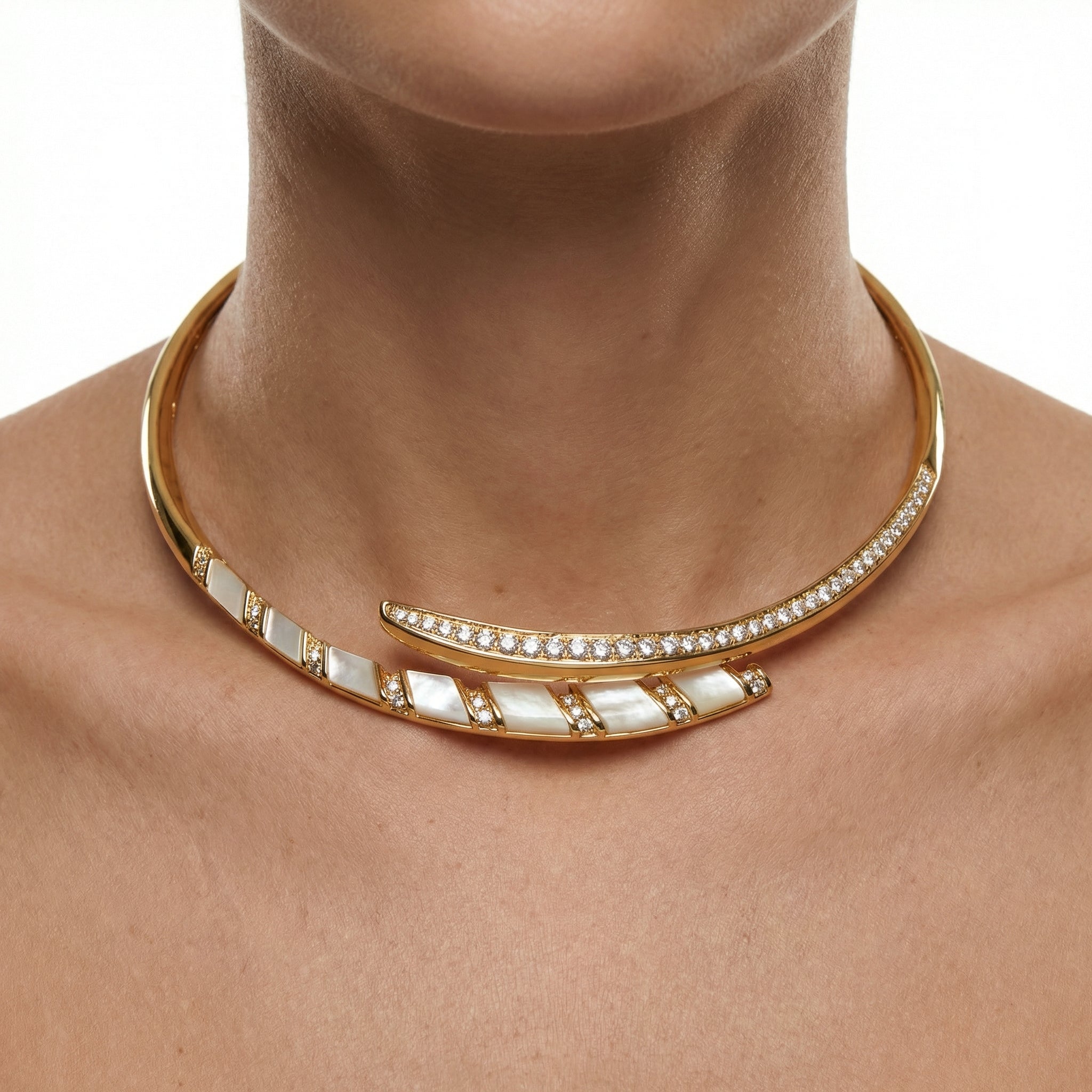 Opalescent Kolye (İthal Model)