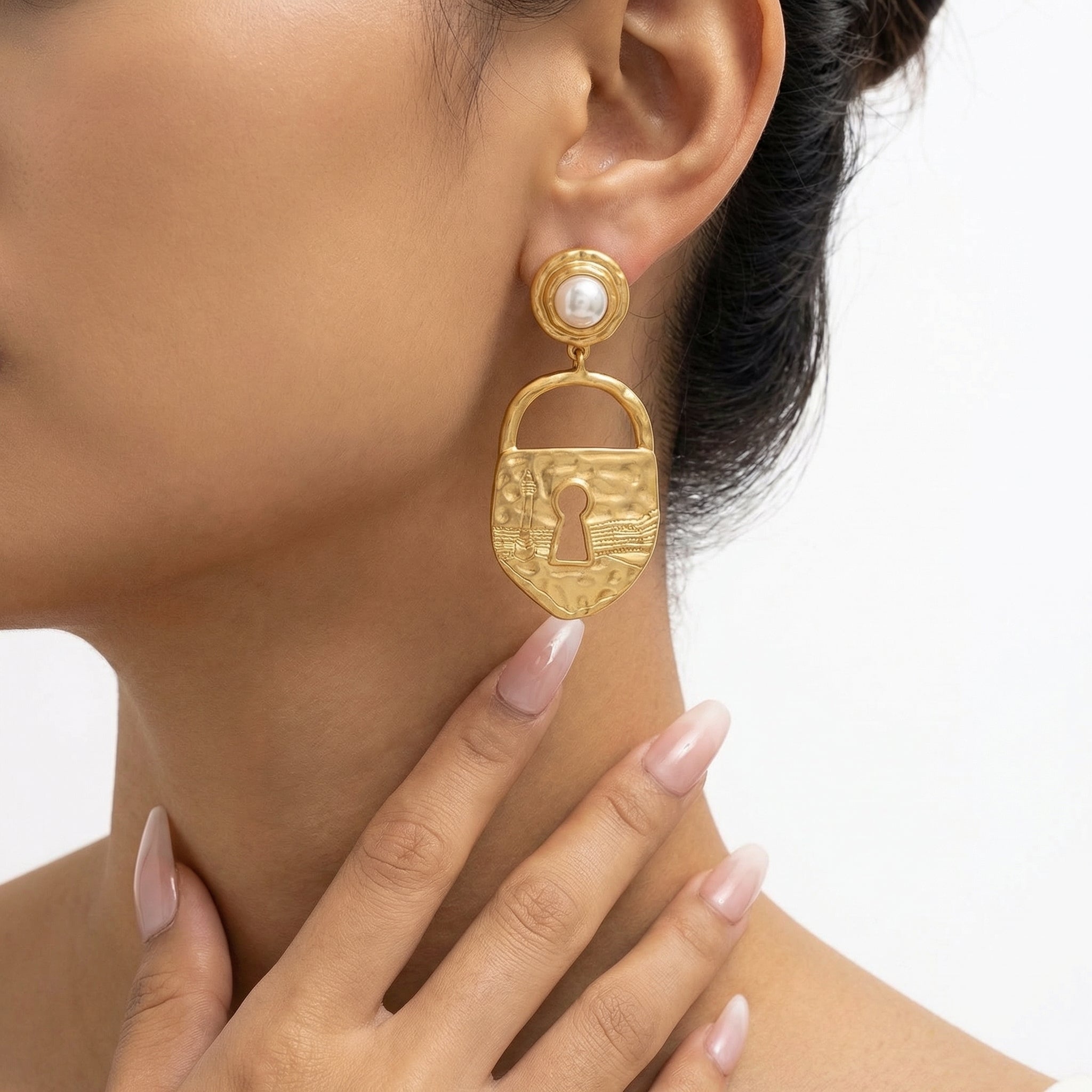 Majestic Fortress Küpe (İthal Model)