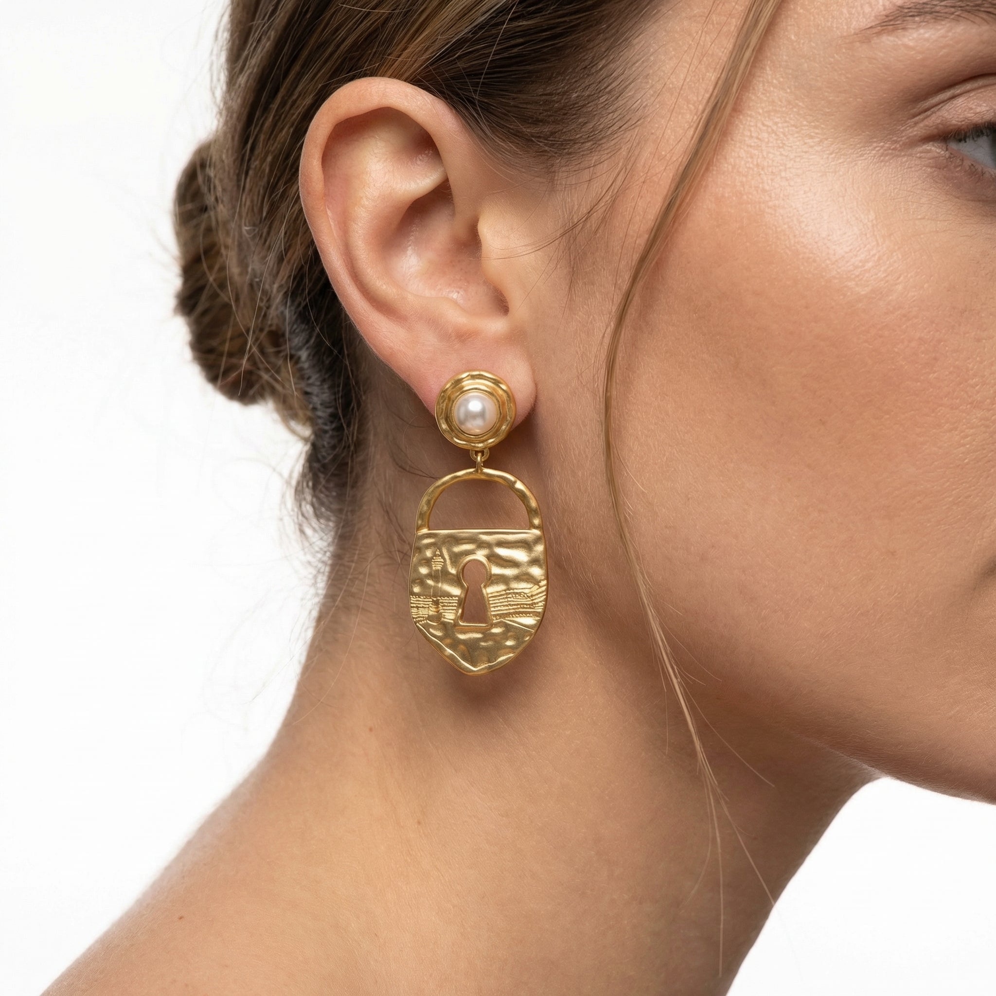 Majestic Fortress Küpe (İthal Model)