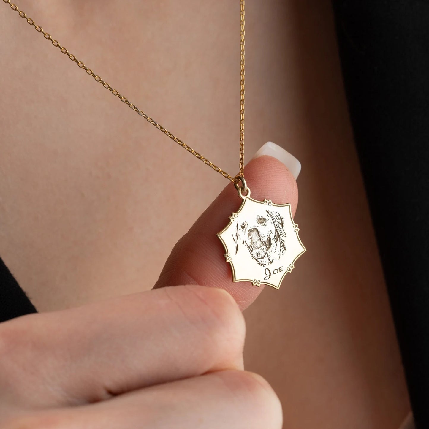 PetEcho Portrait Necklace