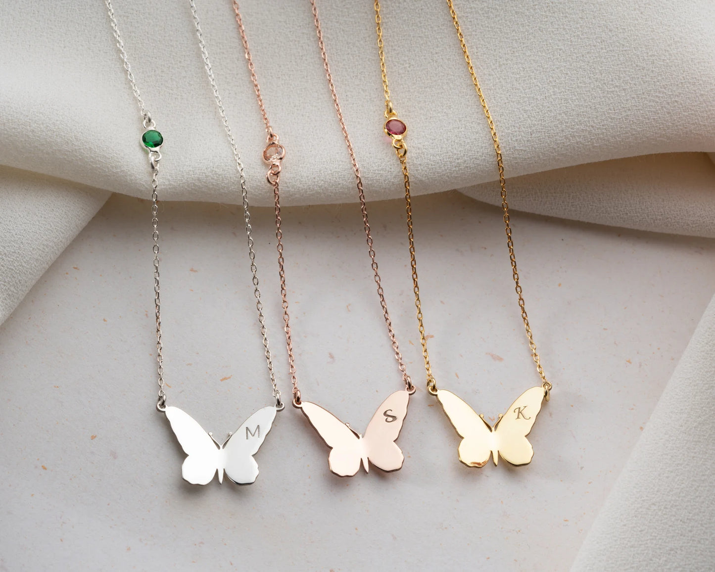 Mariposa Işıltı Kolye