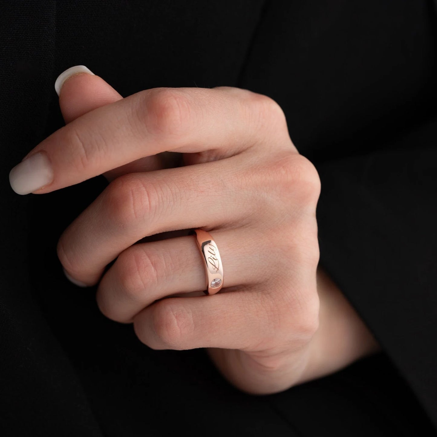 Aura Signature Ring