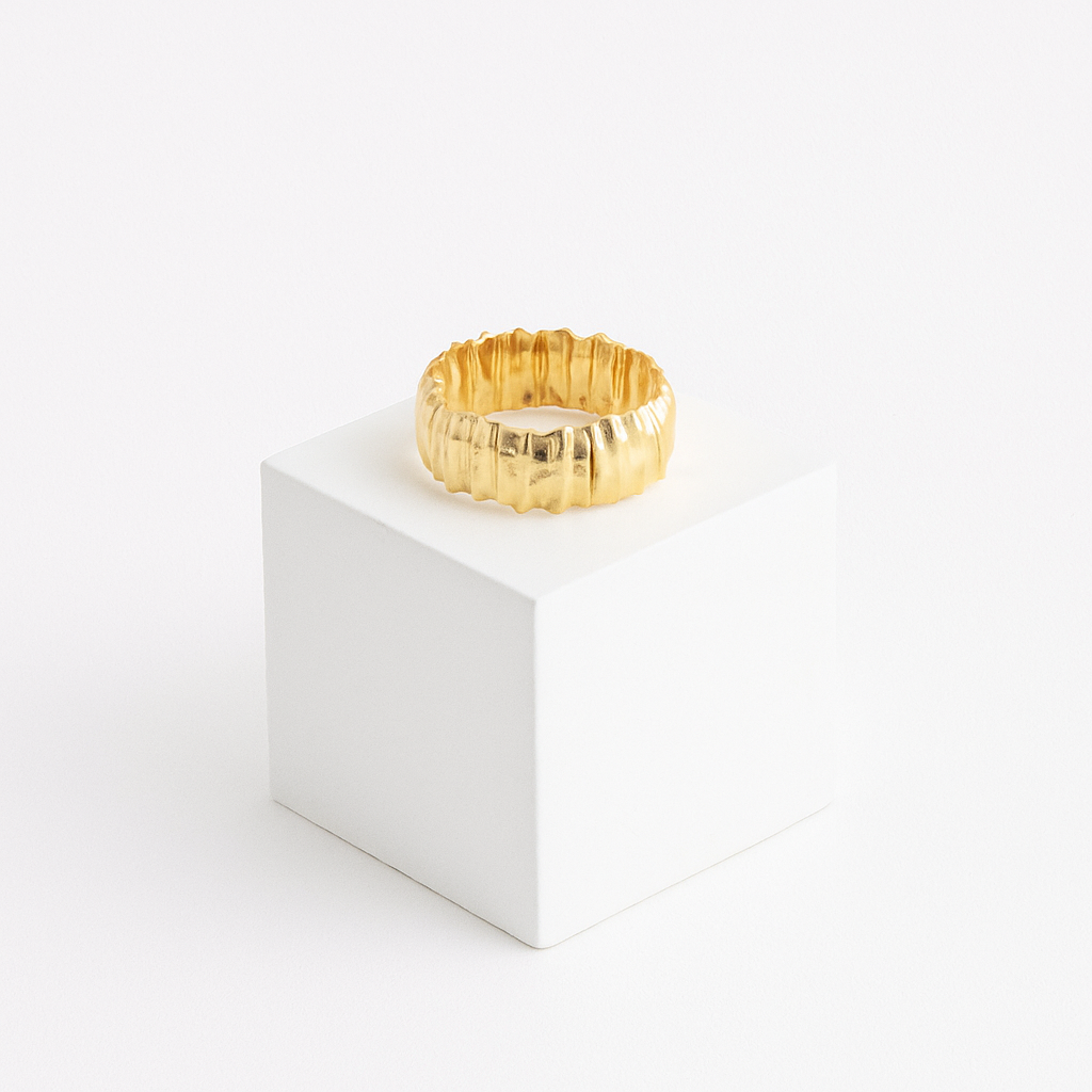 Luna Shine Cuff