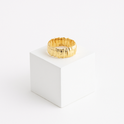 Luna Shine Cuff