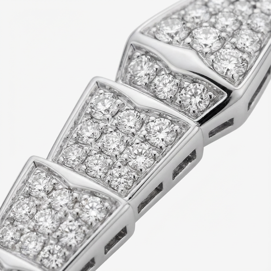 Radiant Clover Küpe (İthal Kutulu Model)