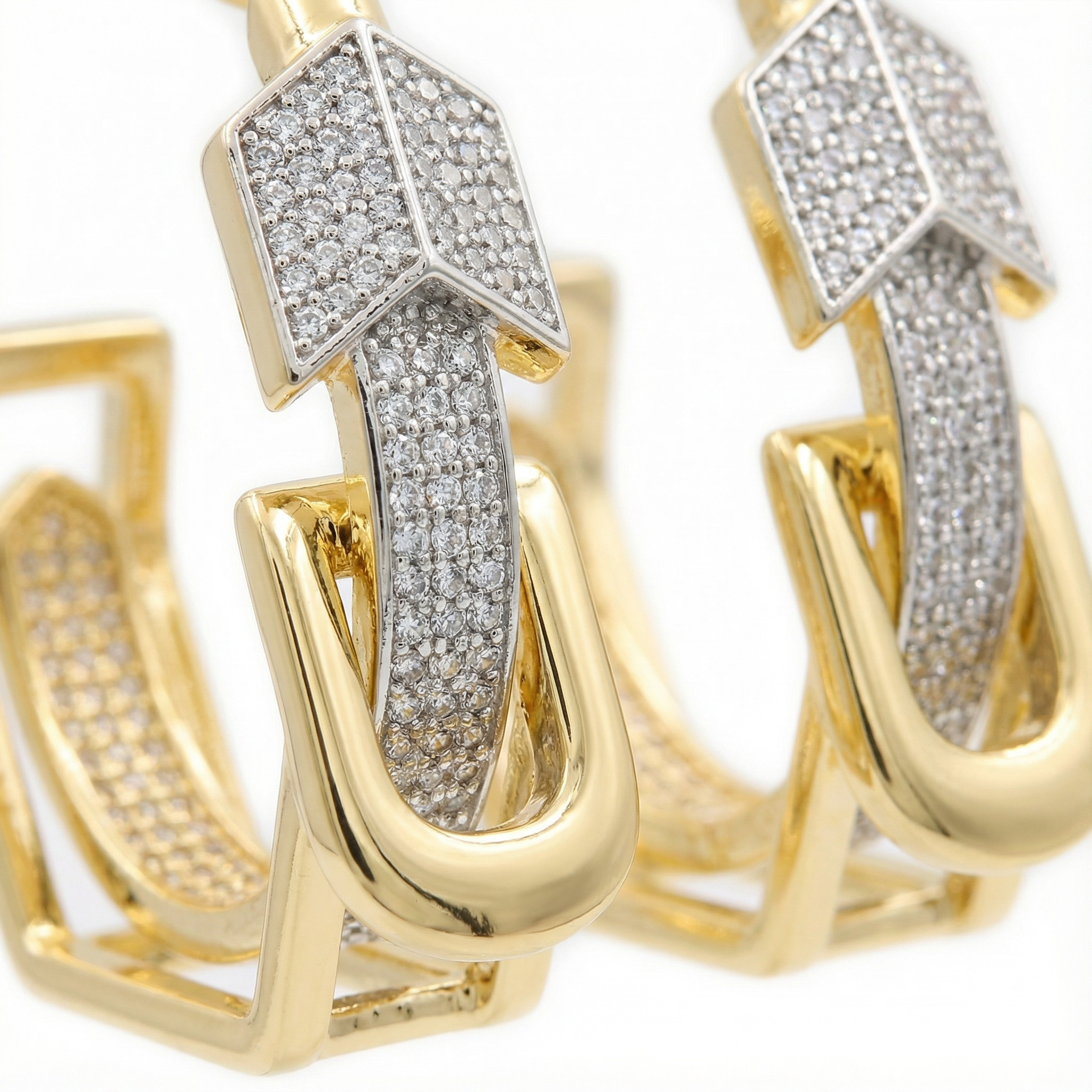 Glistening Direction Küpe