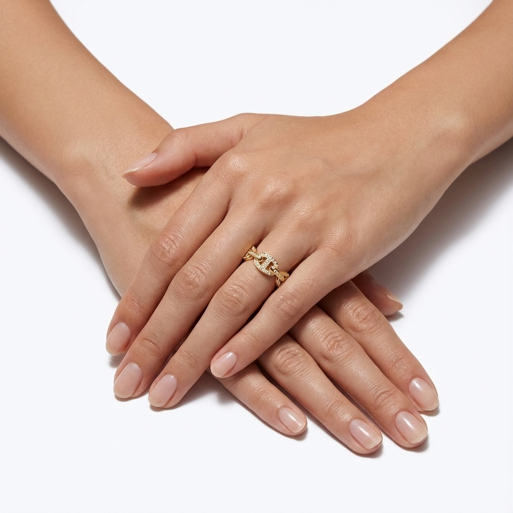 Кольцо с цепочкой (импортная модель в коробке)