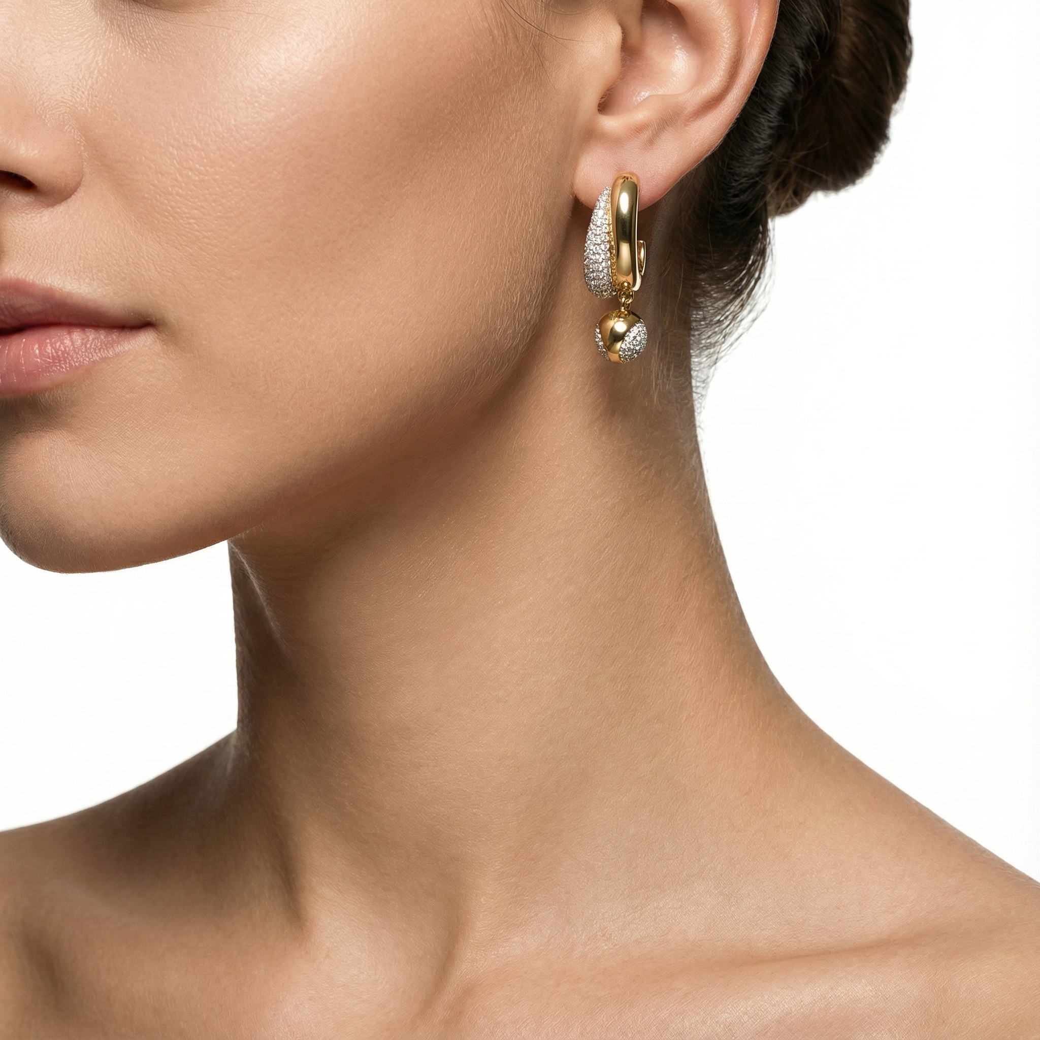 The Metropolitan Küpe