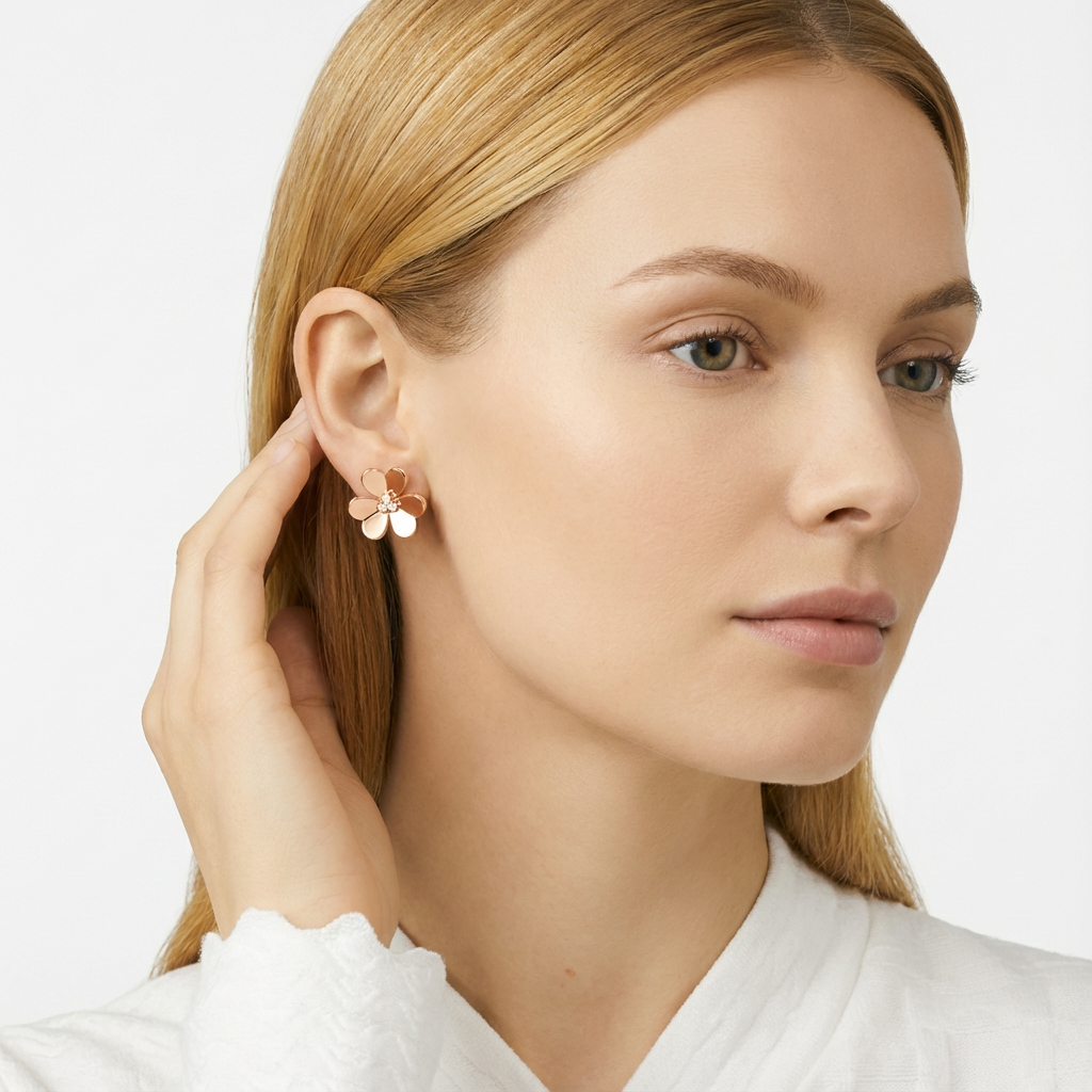 VCA Eterna Fleur Küpe (İthal Kutulu Model)