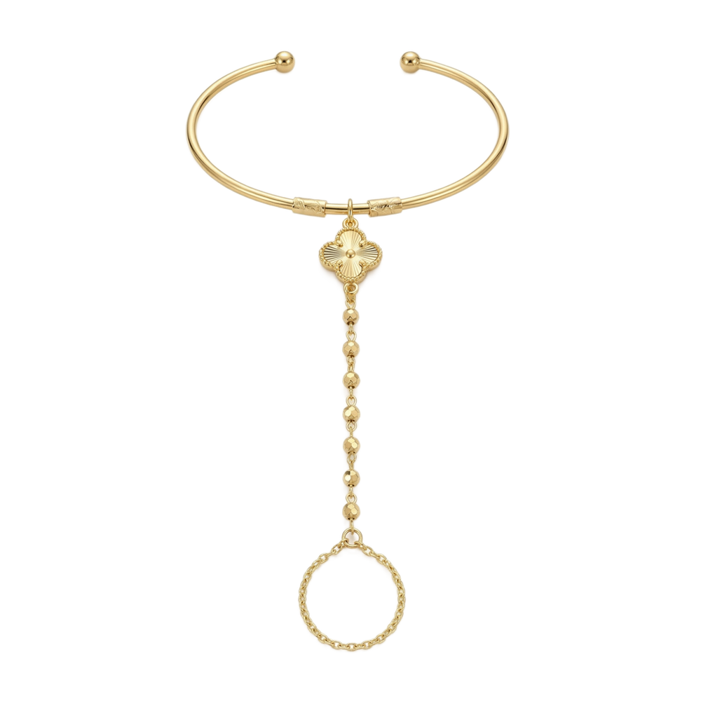 Clover Charm Şahmeran