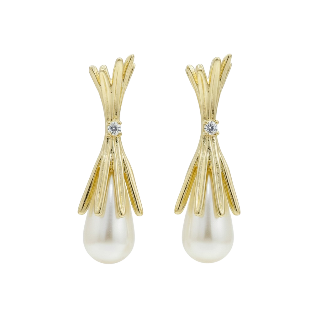 Lily Pearl Earrings
