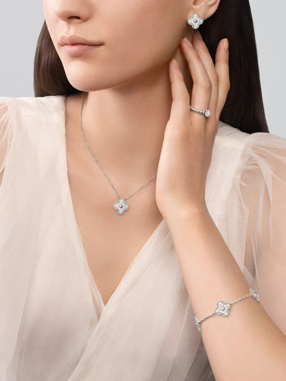 VCA Clovisse Pure Kolye (İthal Kutulu Model)
