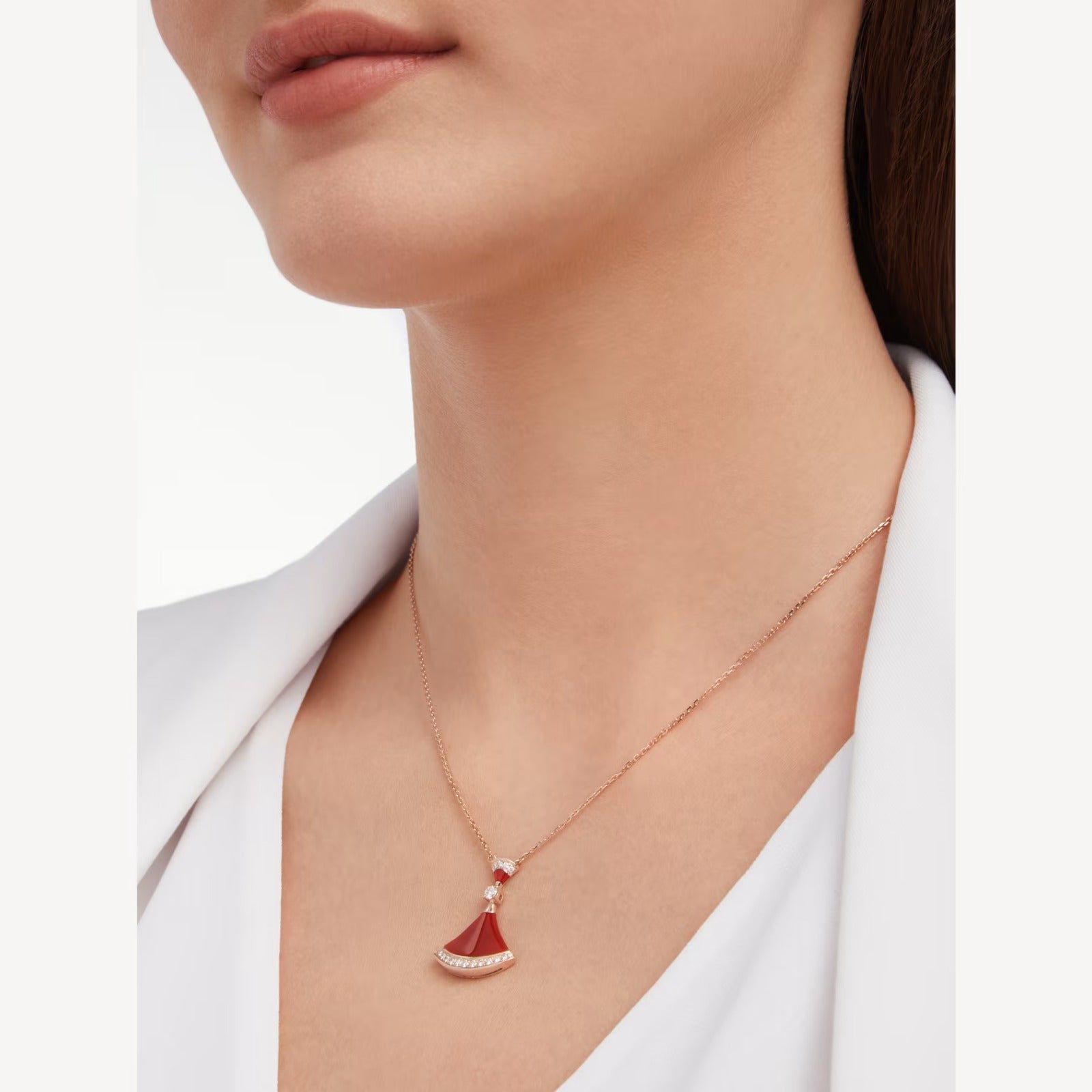 Divina Rosso Kolye (İthal Kutulu Model)