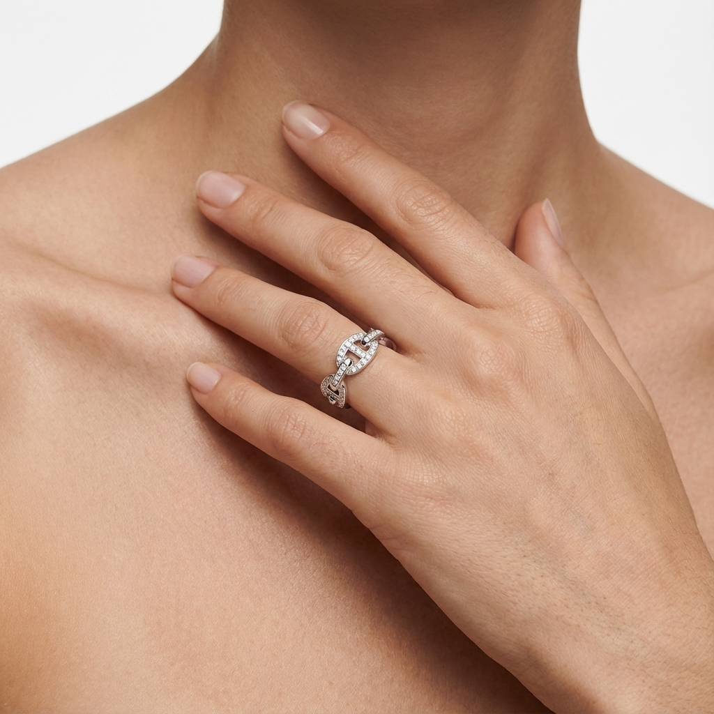 Кольцо с цепочкой (импортная модель в коробке)