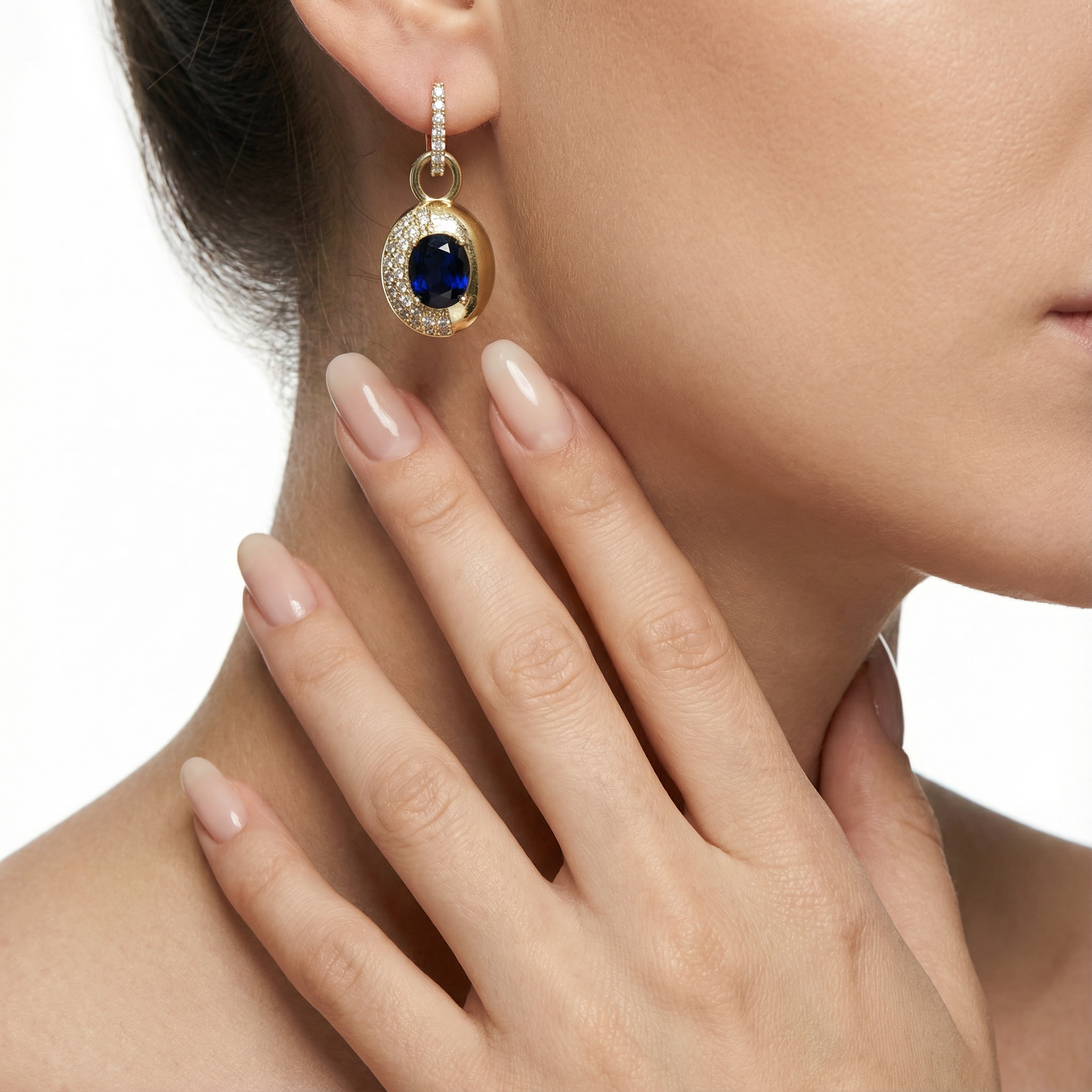 Velvet Garnet Ovals Küpe