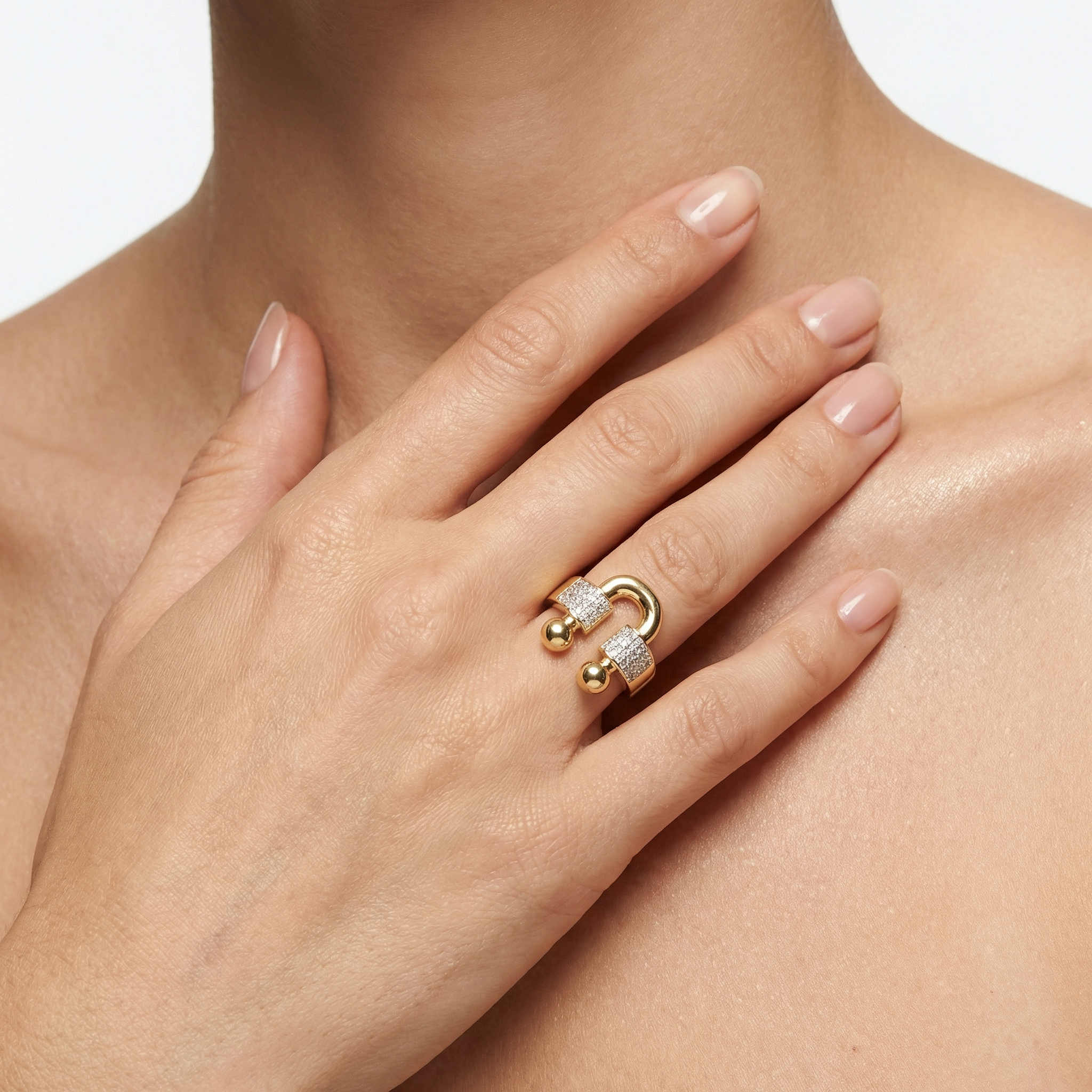 Pavé Pillar Vault Yüzük