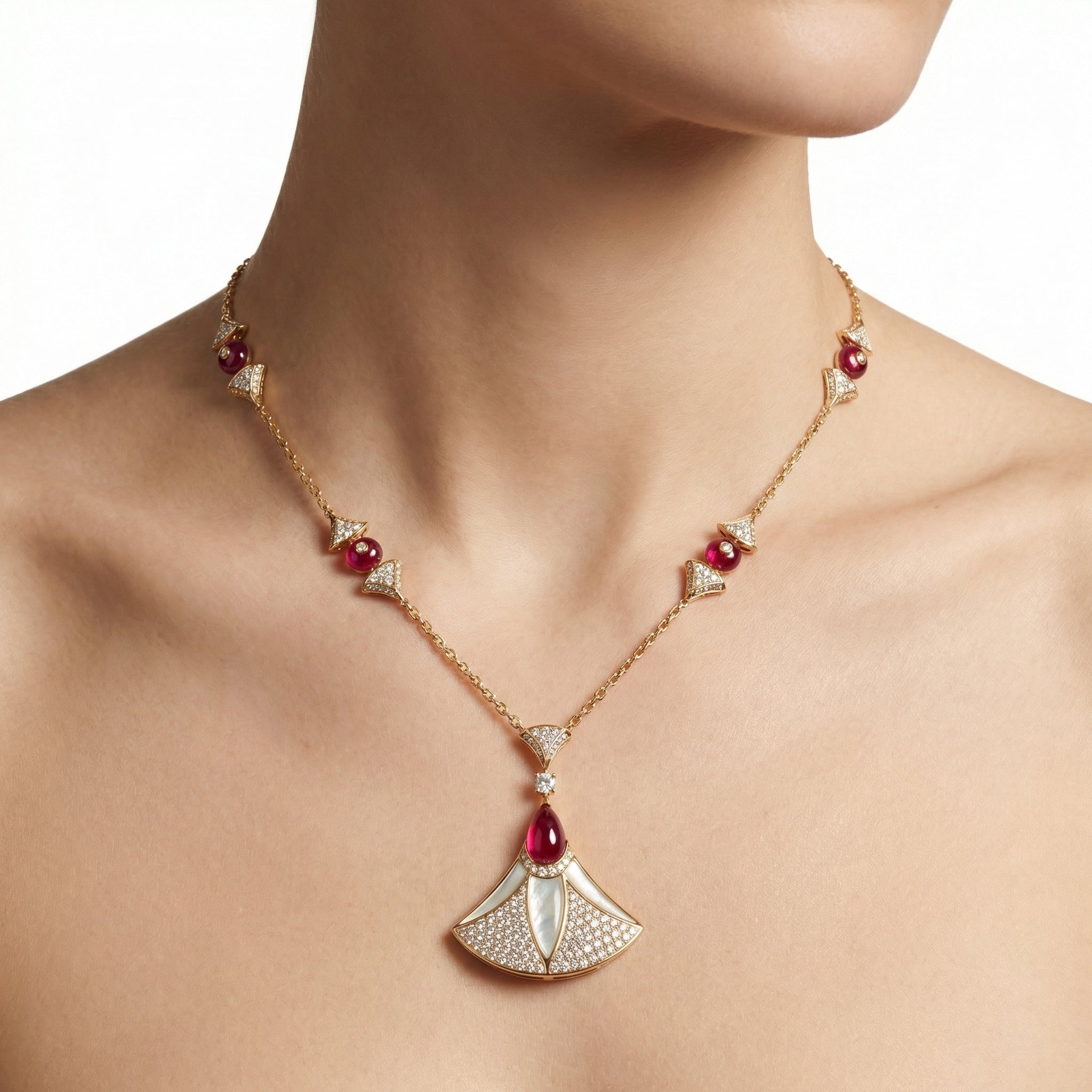 Diva’s Dream Kolye (İthal Model)