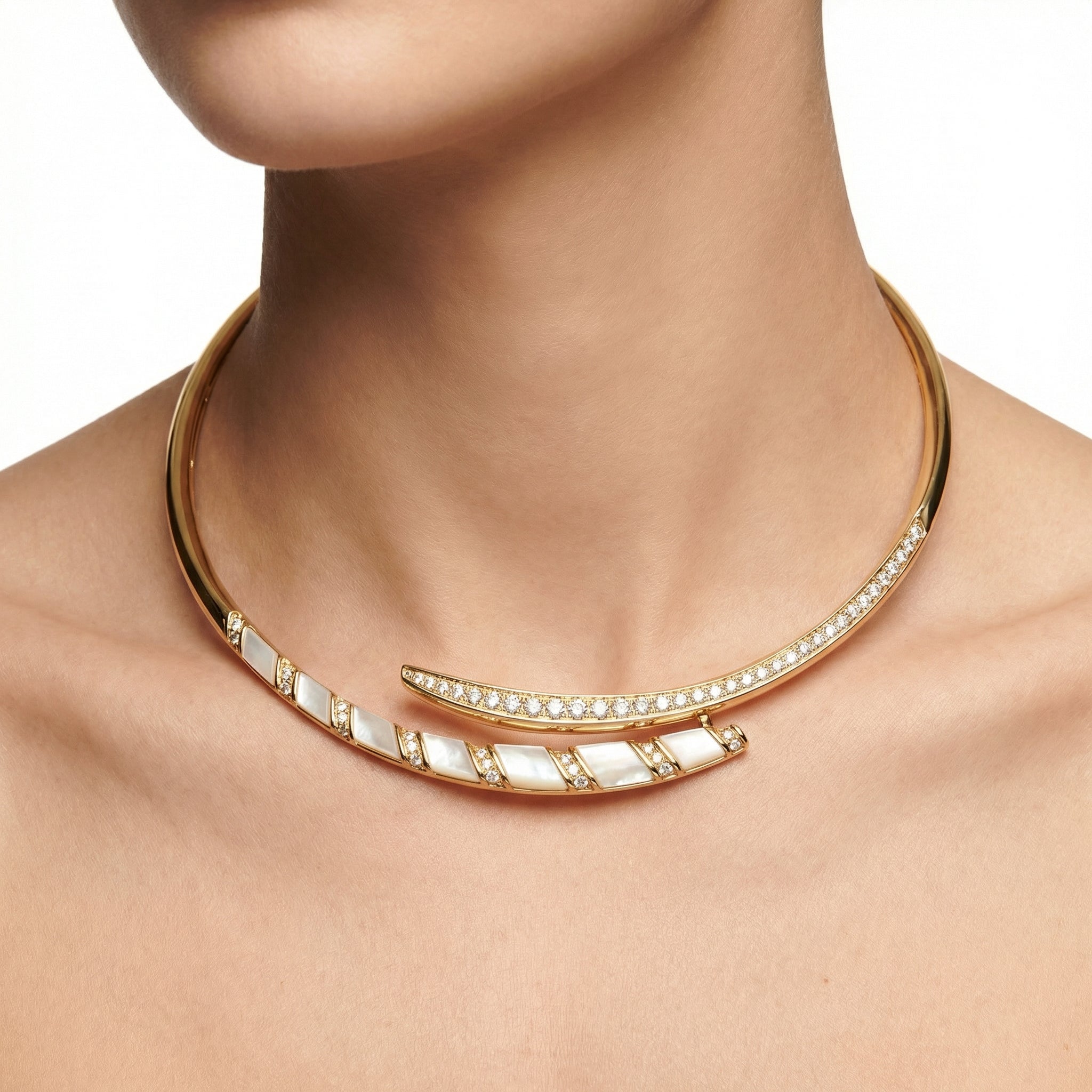 Opalescent Kolye (İthal Model)