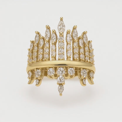 Crest Tiara Yüzük